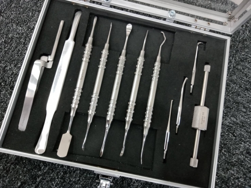 手術器械