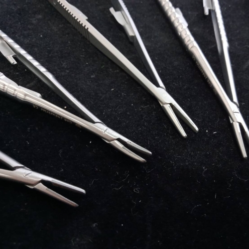 Castroviejo needle holder 顯微持針器